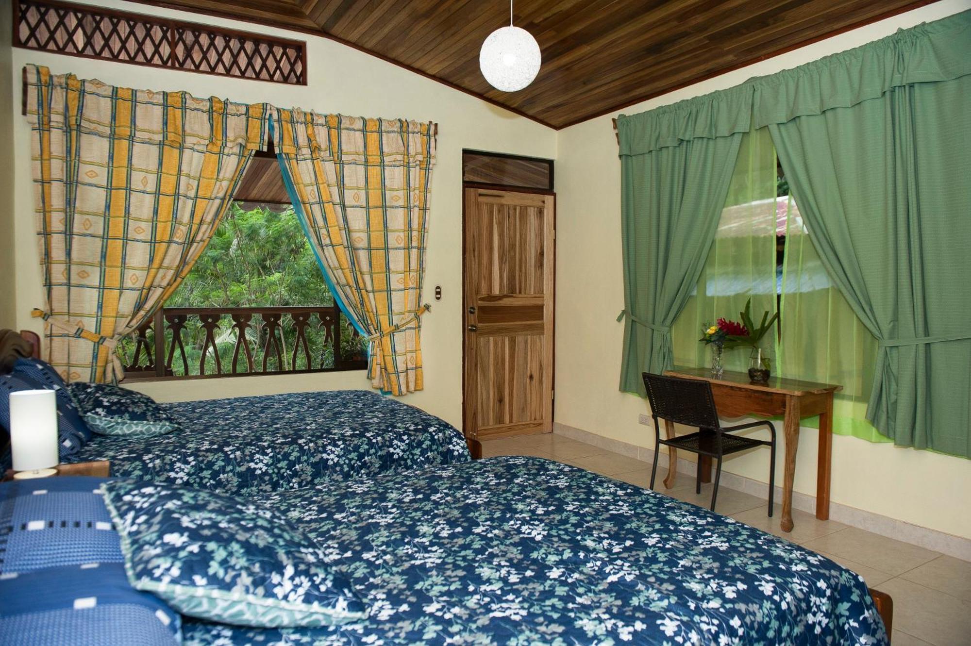 Hotel Sunshine Caribe Puerto Viejo de Talamanca Dış mekan fotoğraf