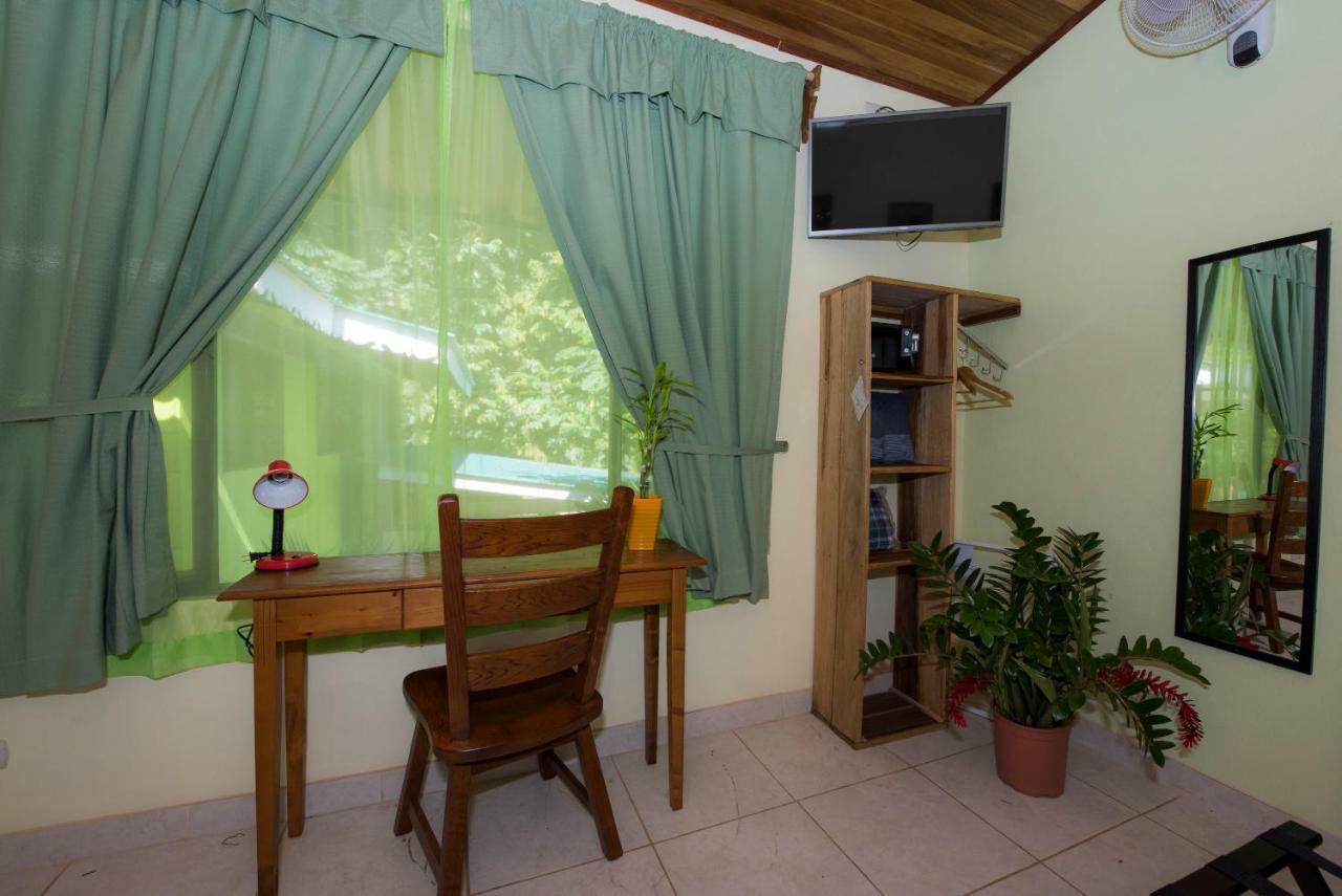 Hotel Sunshine Caribe Puerto Viejo de Talamanca Dış mekan fotoğraf