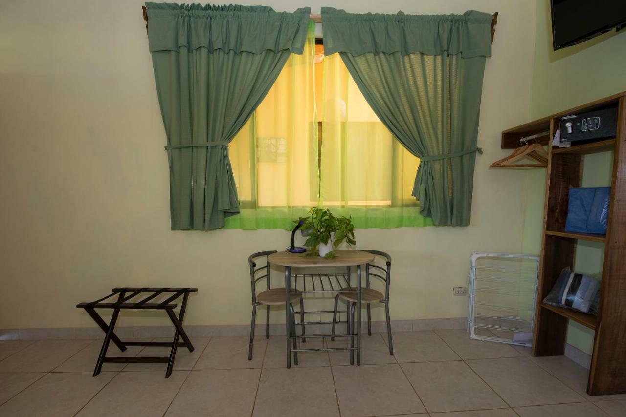Hotel Sunshine Caribe Puerto Viejo de Talamanca Dış mekan fotoğraf